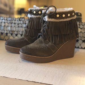 NWOT Saw Edelman booties